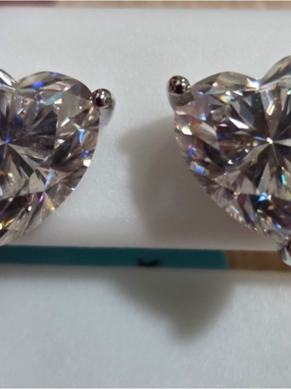 2 Carats Heart-Shaped Moissanite Stud Earrings in Sterling Silver - Picture 4 of 5